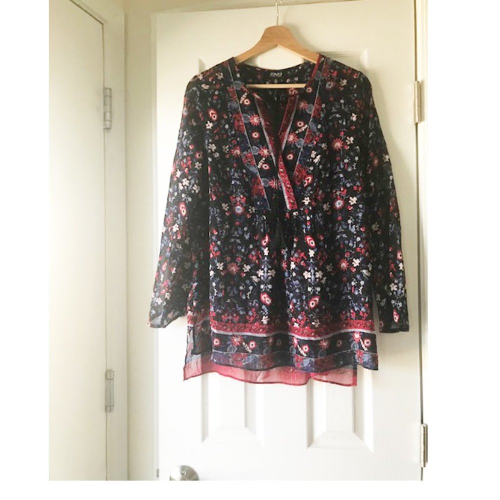 Jones NY peasant bohemian blouse blue red tassels